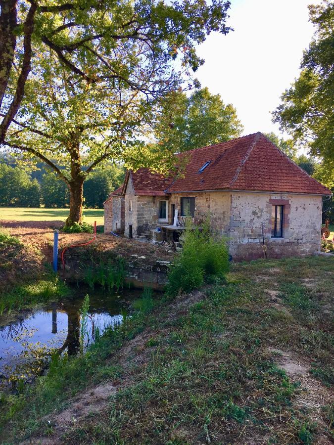 Le Moulin De Lassalle Curemonte Exteriör bild